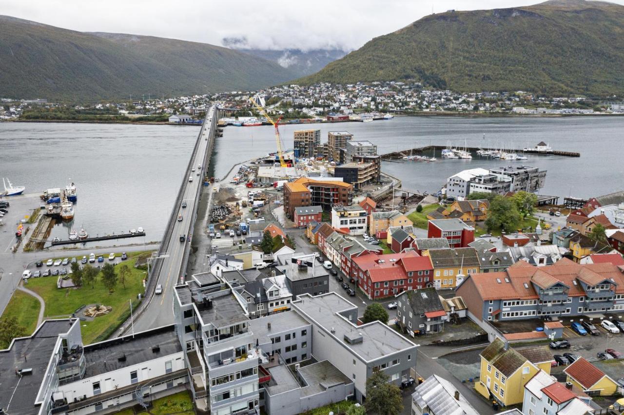 Toppleilighet Med Utsikt I Sentrum Nord Tromso Luaran gambar